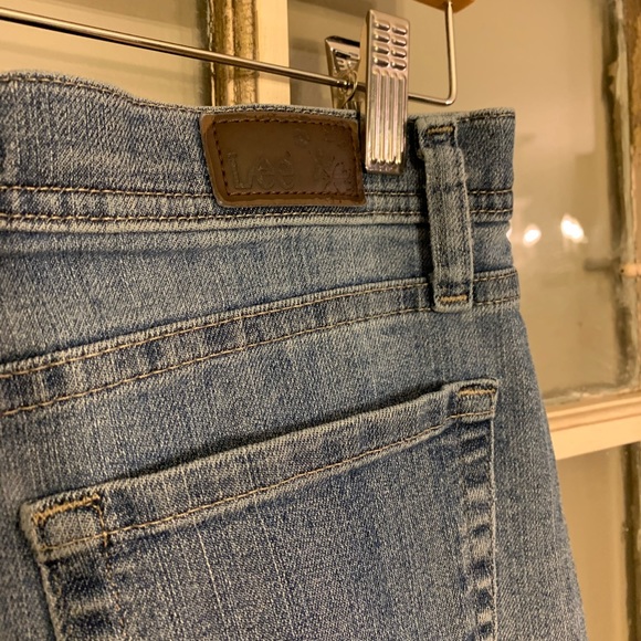 Lee Custom Painted Classic Fit Jeans - Picture 6 of 8